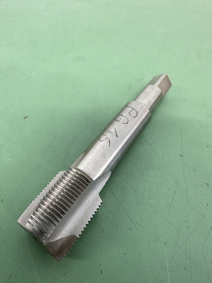 Tutti gli attrezzi: Gewindebohrer, Thread tap, HSS Pg 16. – Usato da Aarberg venduto da SNMachines