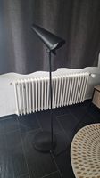 Moderne schwarze Stehlampe, 133 cm
