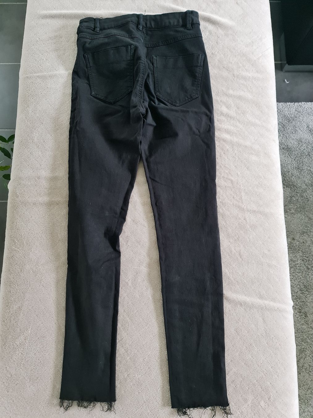 C&A Jeans: Schwarze Clockhouse Damenjeans Gr. 34 – Gebraucht aus Basadingen von Sharon04 2