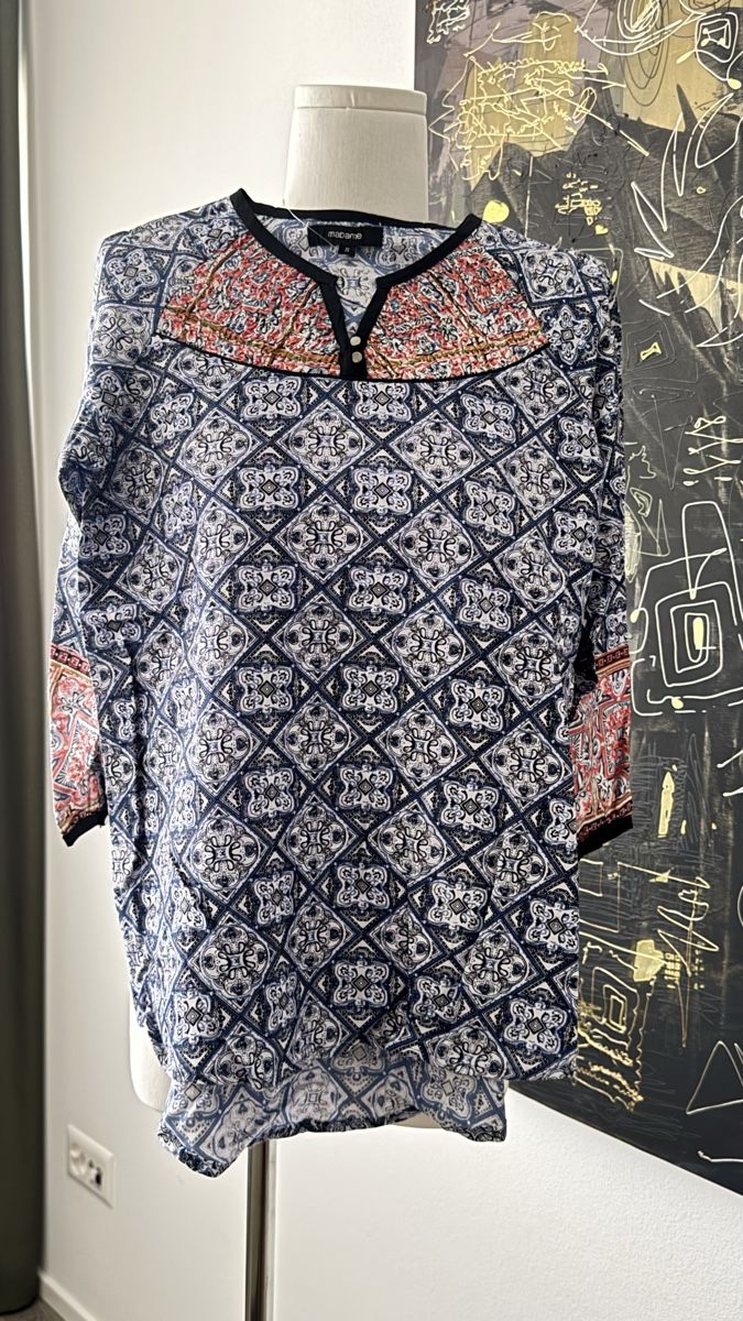 Blouses, T-shirts & Tops: Bluse  – Neuf (Voir description) à Mörigen par TimelessFinds