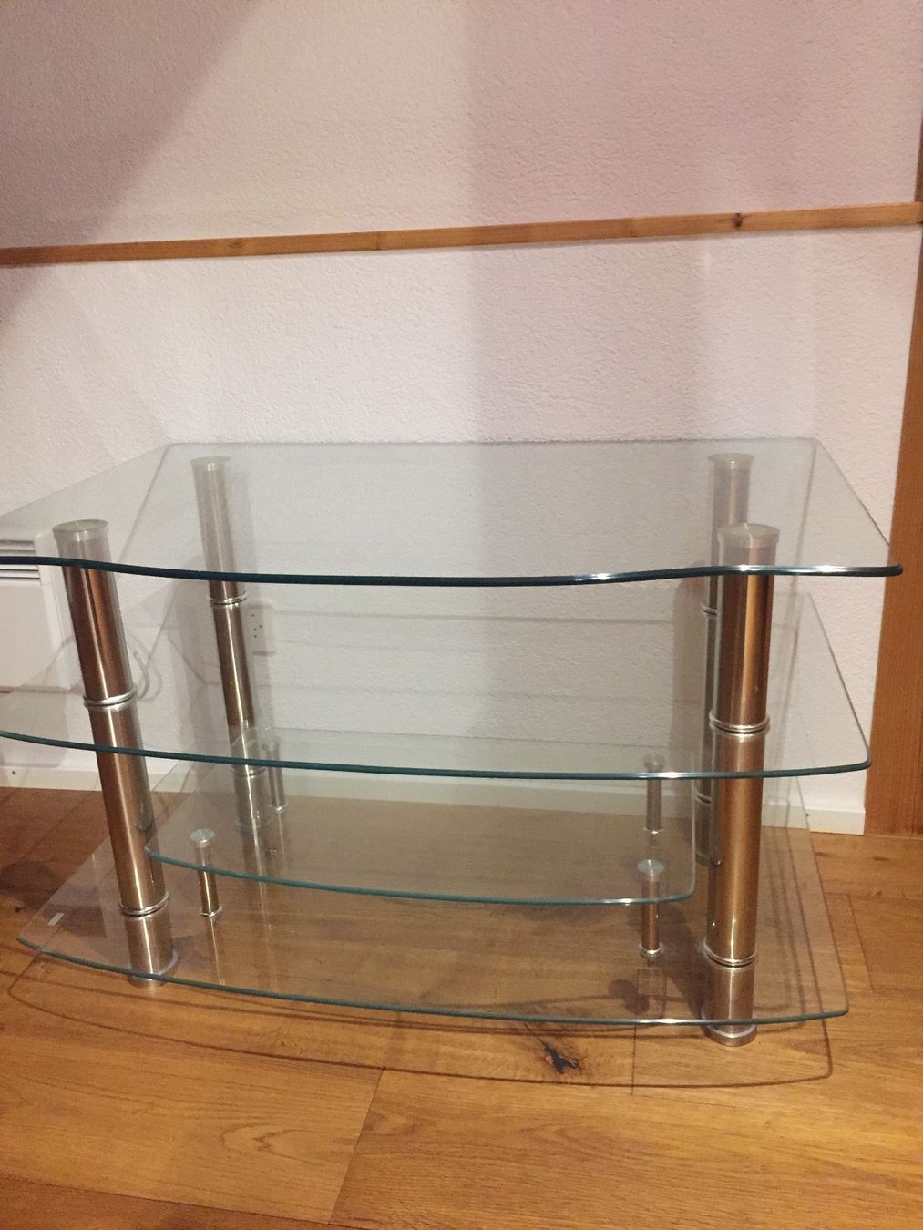 Mobili TV: Fernsehmöbel Glas – Usato da Gisikon venduto da luz_l95s
