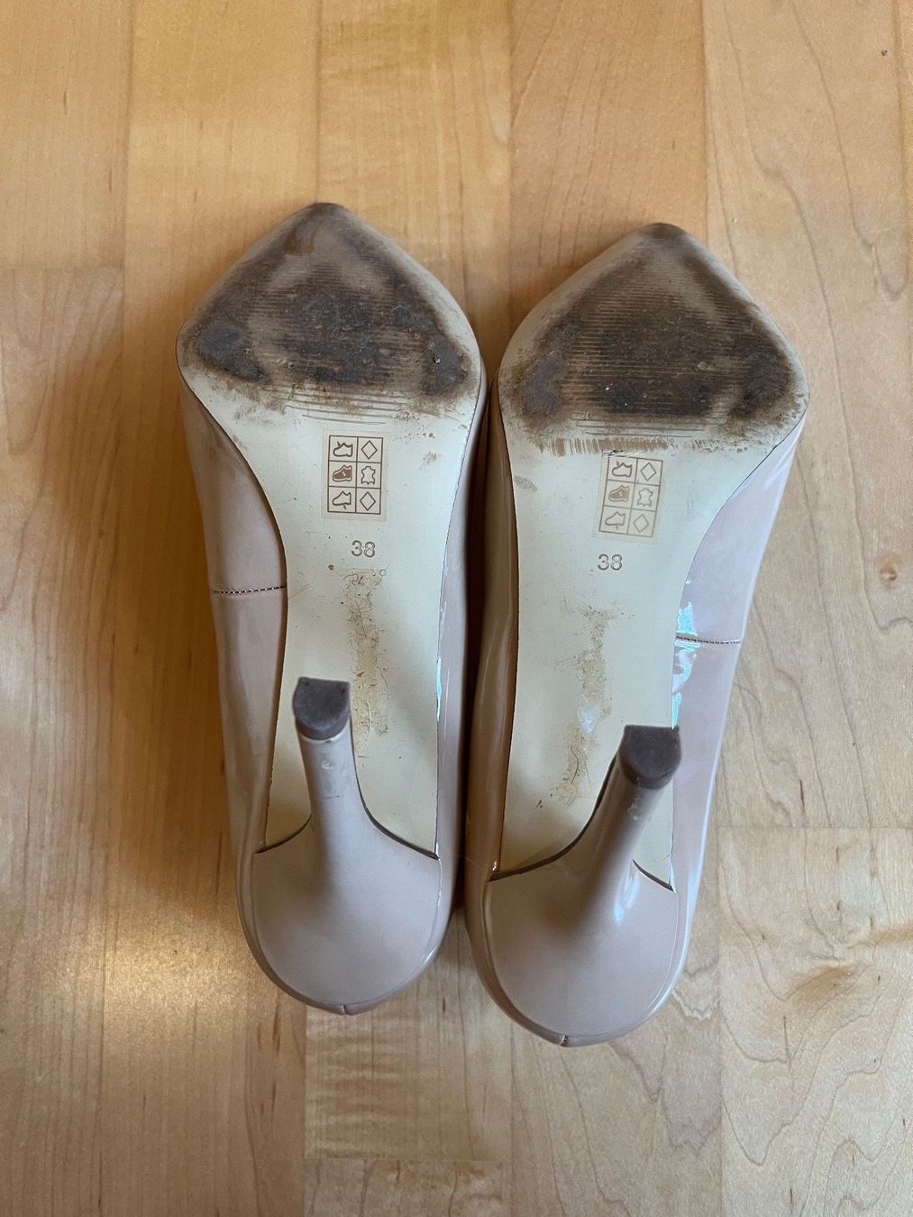 Guess Scarpe da donna: Guess High Heels Beige Grösse 38 – Usato da Luzern venduto da ariazalea 5