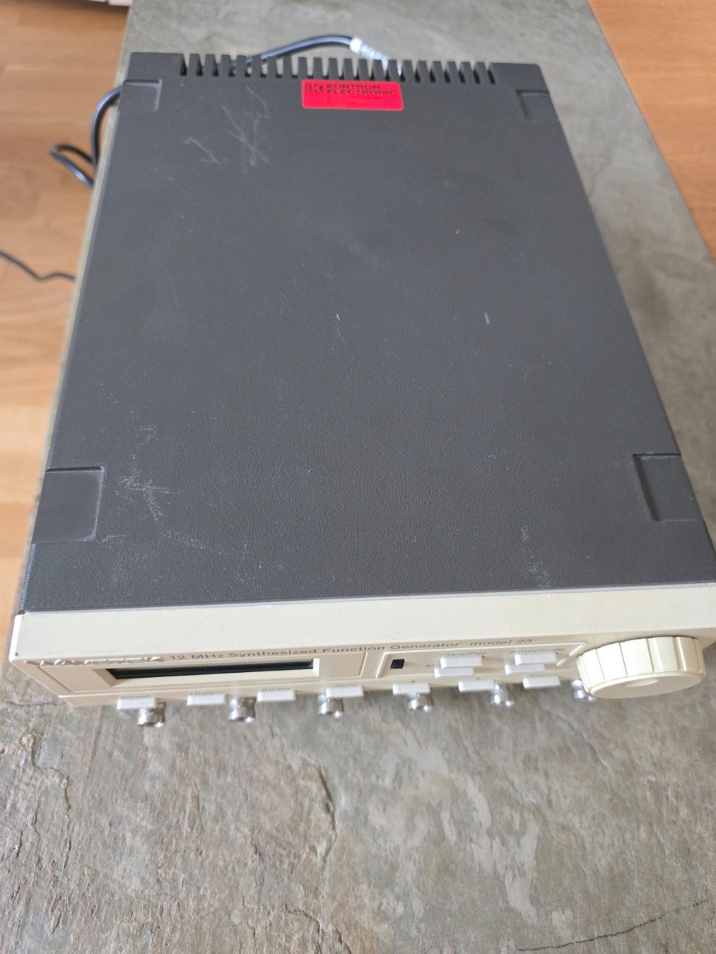 Misurare: Wavetek 12MHz Synthesized Function Generator model 23 – Usato da Uster venduto da DuVaekkedeMig 5