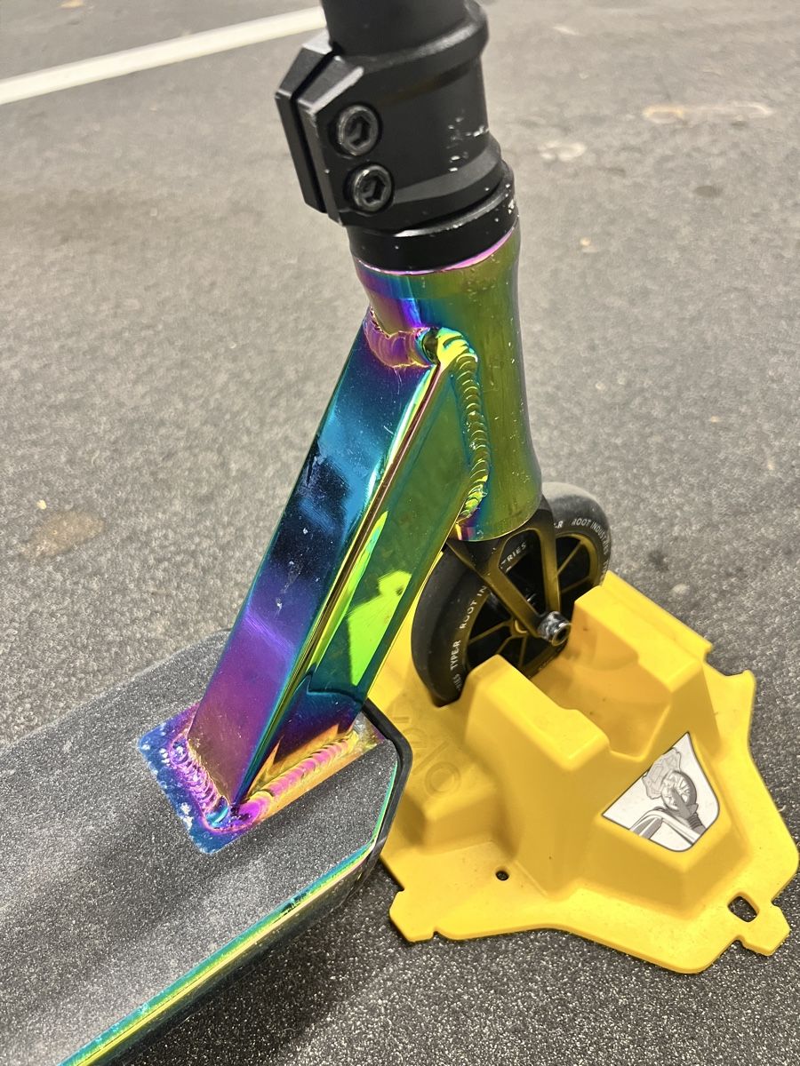 Kickboard: Root Type R Mini Stunt Scooter Rainbow in gutem Zustand – Usato da Teufen AR venduto da Fabe 4