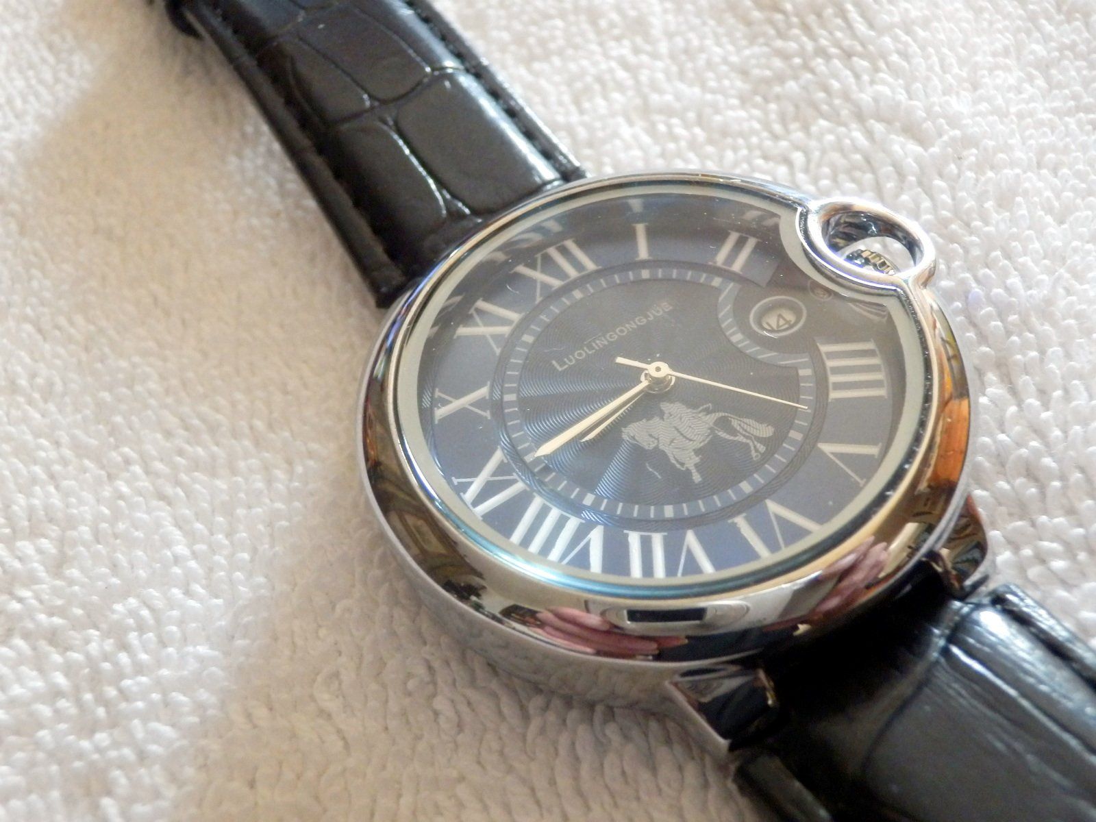 Uhren: Automatic Uhr mit Datum, Kronenschutz, Glasboden, neuwertig – Gebraucht aus Ueberstorf von dinbau