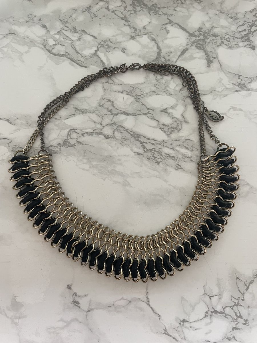 Catenine: Collier doré avec bande en velour – Usato da Châtelaine venduto da nan_j75j 1