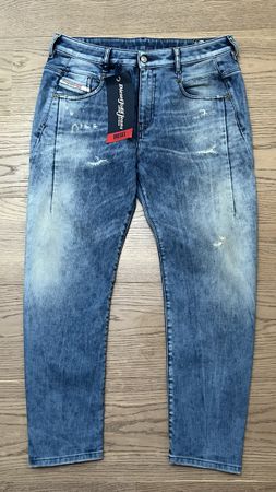 Diesel Jogg Jeans D-FAYZA-T W31- Neu mit Etikett