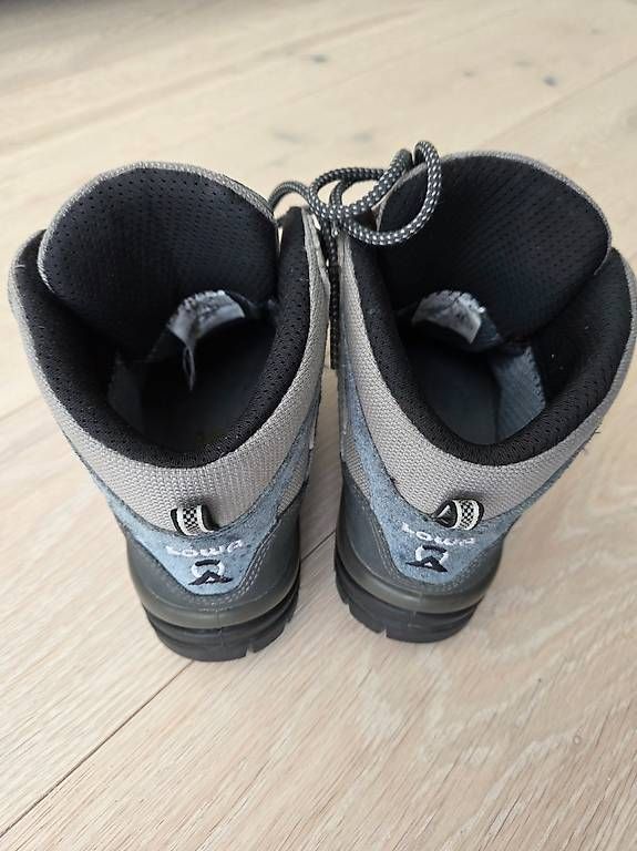 Lowa Chaussures hommes: Wanderschuhe LOWA Grösse 36 1/2 – D'occasion à Bremgarten b. Bern par robert1001 1