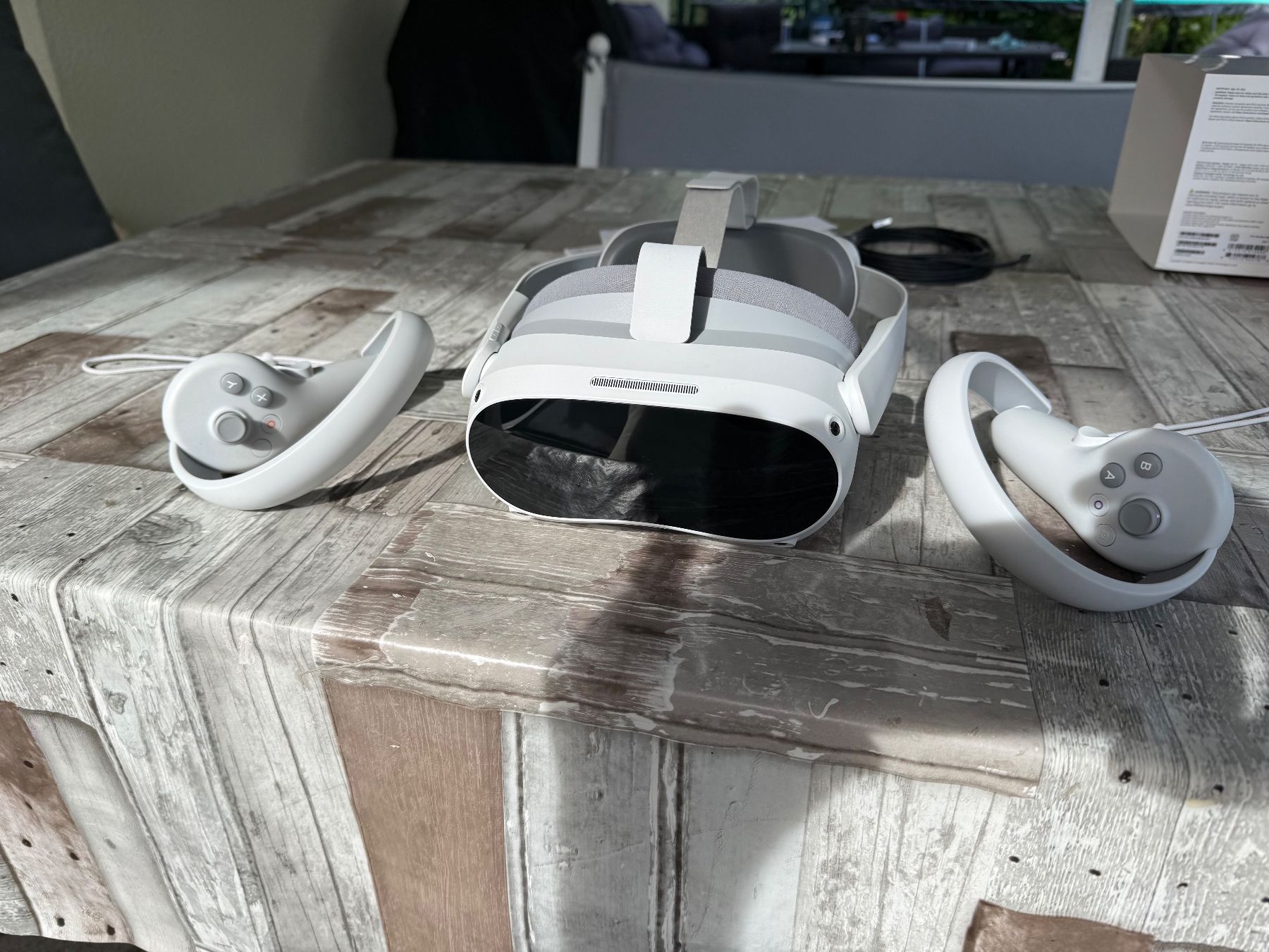 Pico Casque VR: Pico 4 VR Headset mit Controllern – D'occasion à Bätterkinden par alexanderbuehler 2