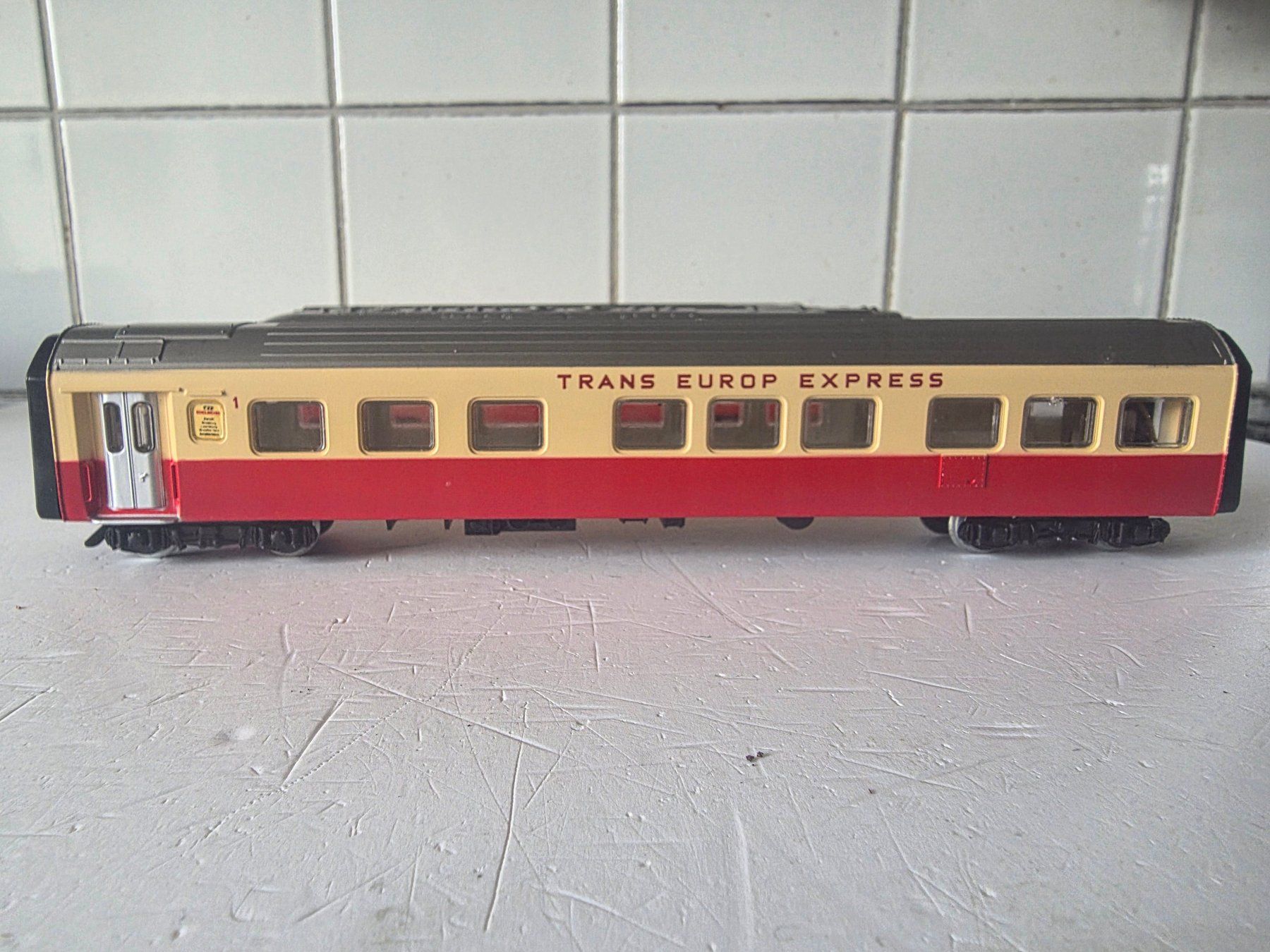 Märklin Modellini di ferrovie: Neuer 4-teiliger SBB TEE, RAm 502 – Nuovo (secondo la descrizione) da Seuzach venduto da Loeckeli01 7