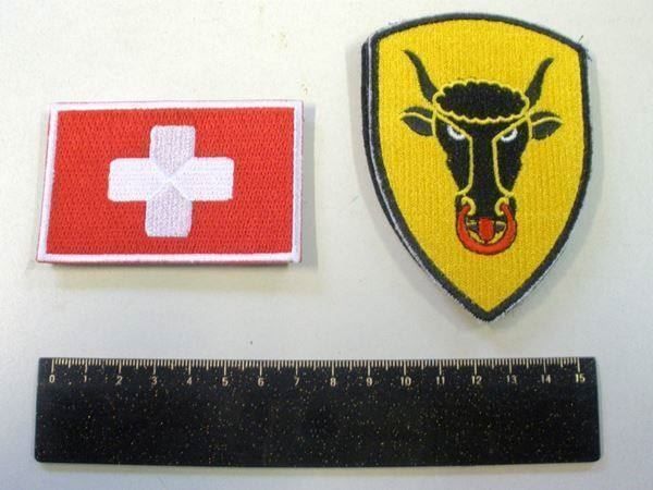Placchette & Badge: Insignes URI + CH – Nuovo (secondo la descrizione) da La plaine venduto da 762