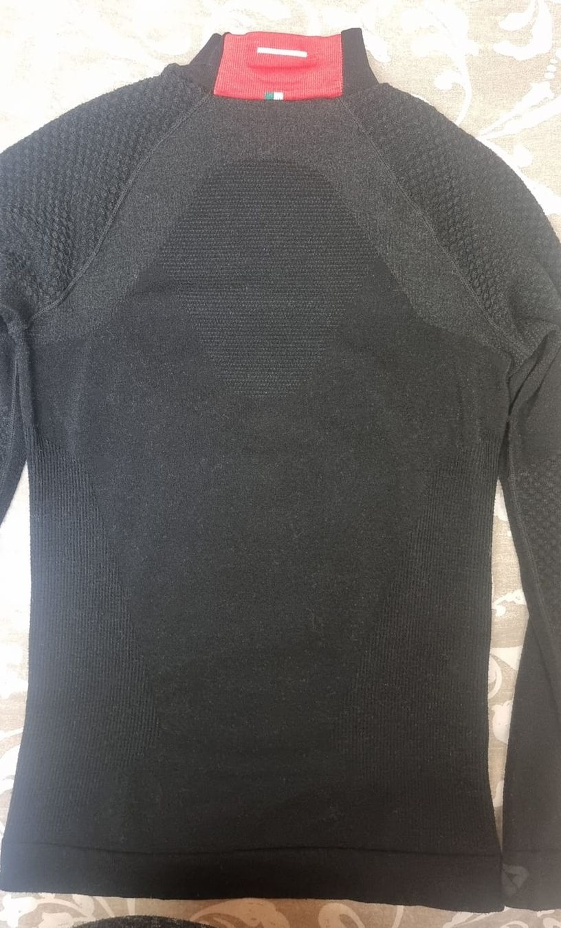 T-Shirts: Thermounterwäsche Damen Mico – Gebraucht aus Susten von and_8blr