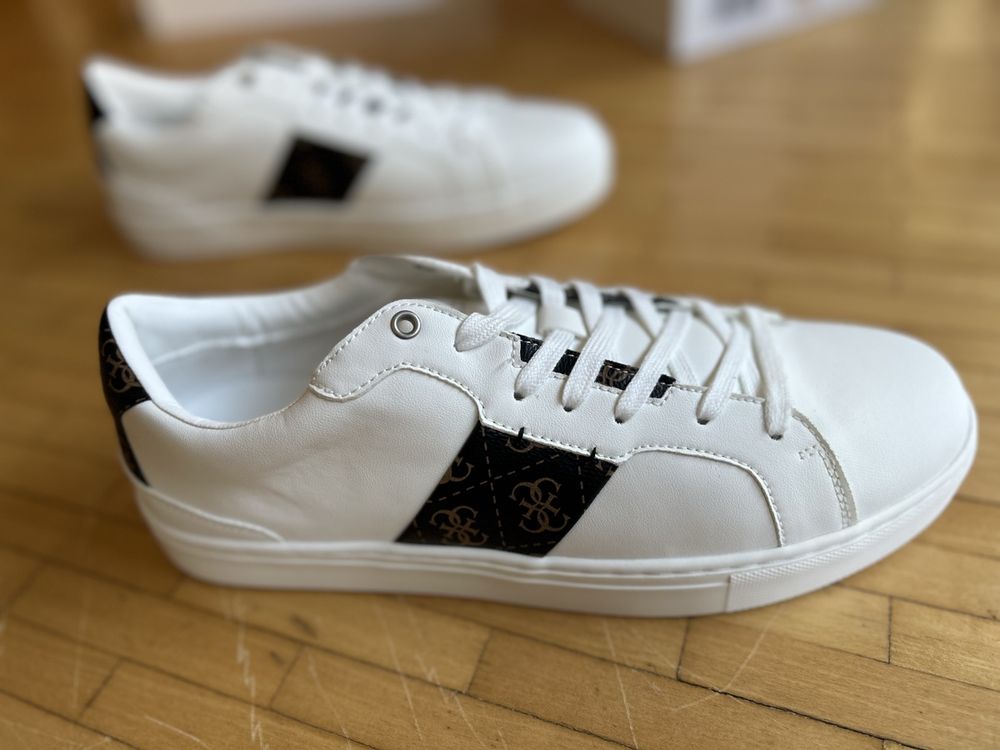 Guess Scarpe da uomo: New!Guess Sneakers, Size:44 – Nuovo e nell'imballaggio originale da St Gallen venduto da kon_2nnp