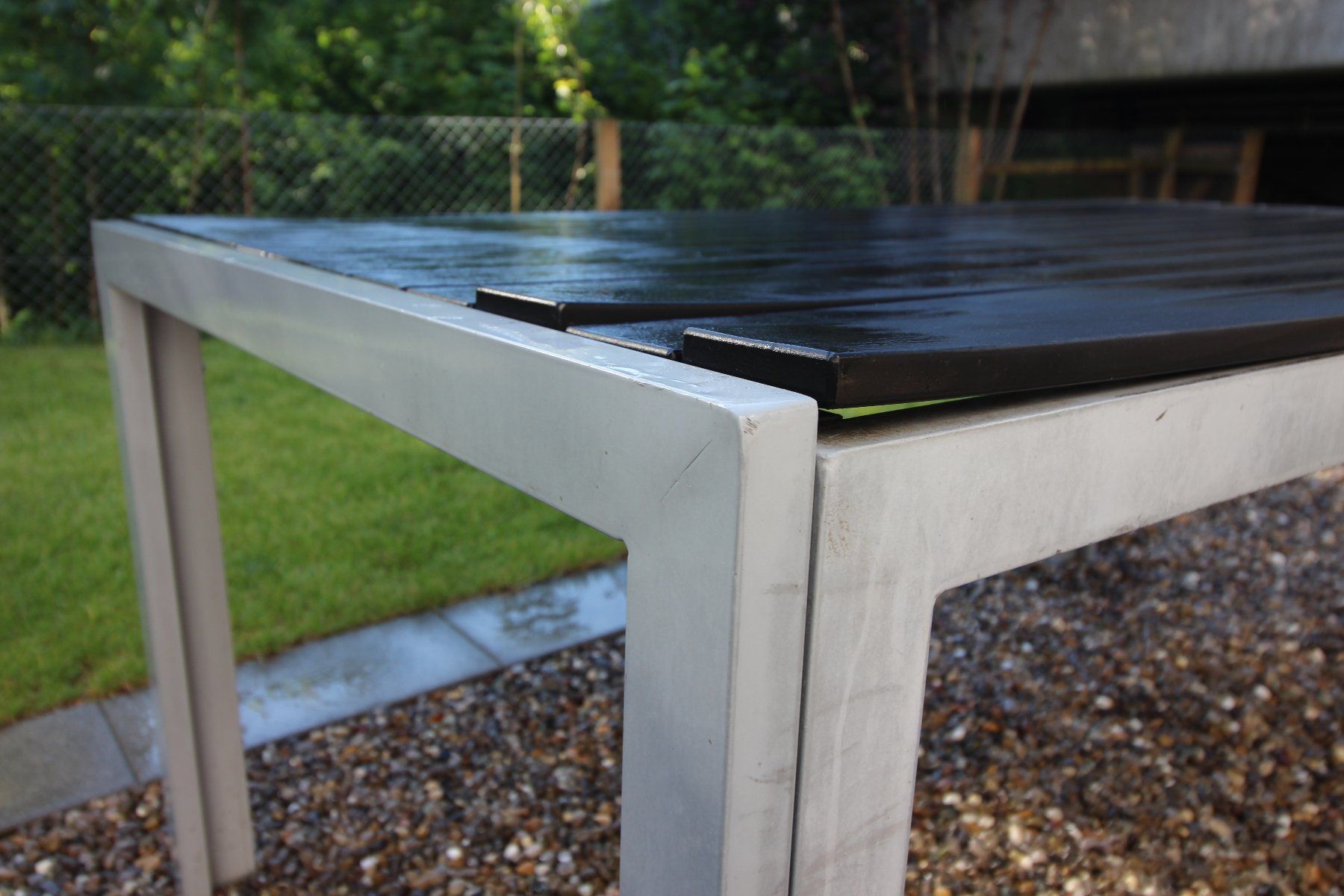 Tische: Gartentisch – Gebraucht aus Aadorf von Planetares 2