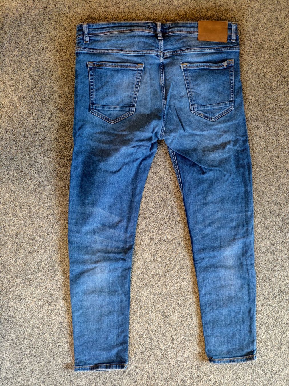 Jeans: Zara Jeans Grösse: 46 – Usato da Würenlos venduto da getskill 1
