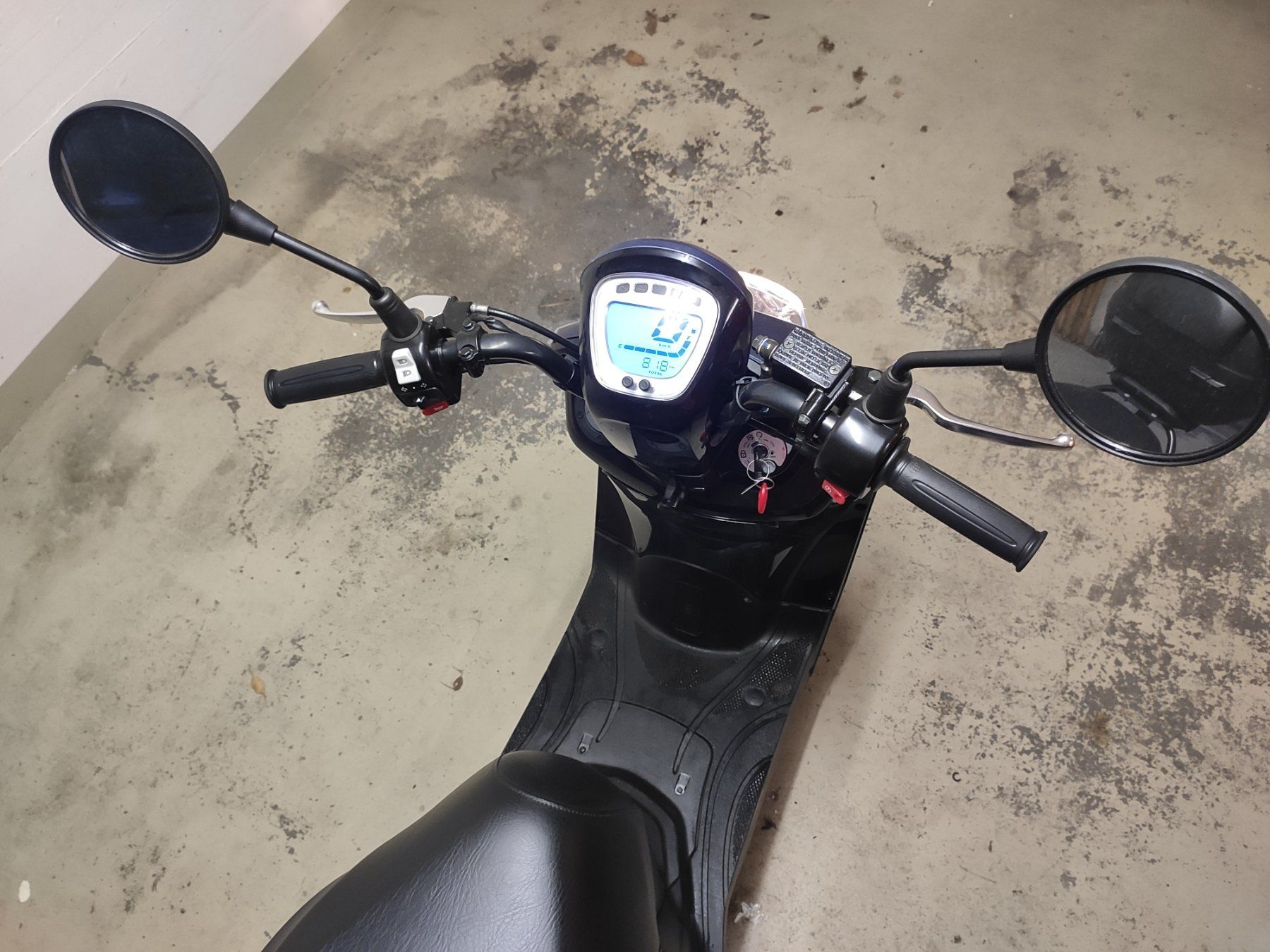 Sym Scooter: Sym Mio 50CC 45km/h – Usato da Gumefens venduto da Plouf1 3