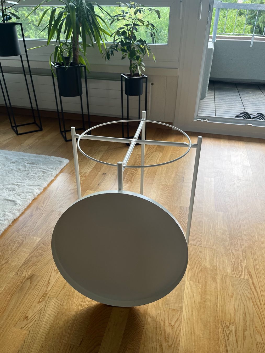 Ikea Tische: Metaltisch weiss Ikea – Gebraucht aus Bolligen von ais_rbv7 1