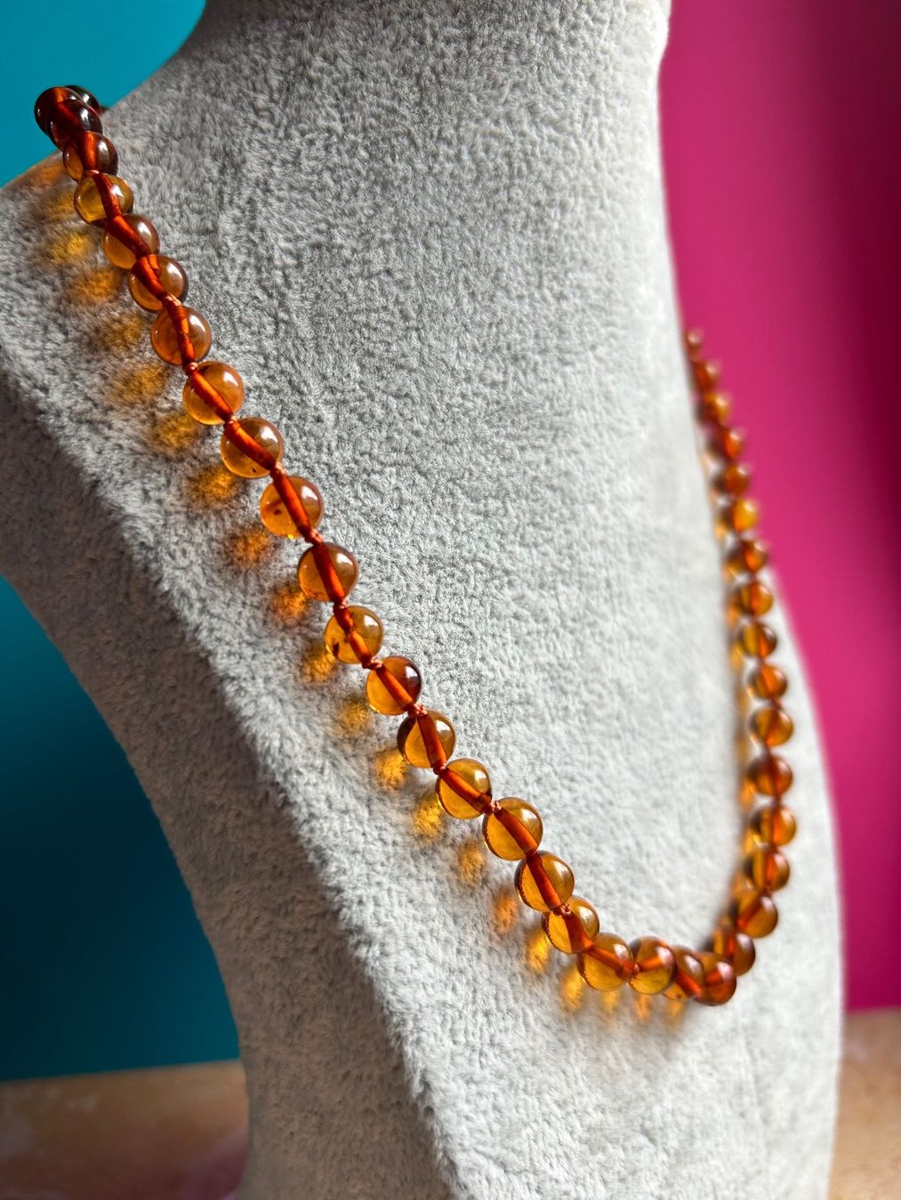 Catenine: Bernsteinkette klassisch leuchtend (45cm) – Nuovo e nell'imballaggio originale da Dittingen venduto da Bijoubelle 2