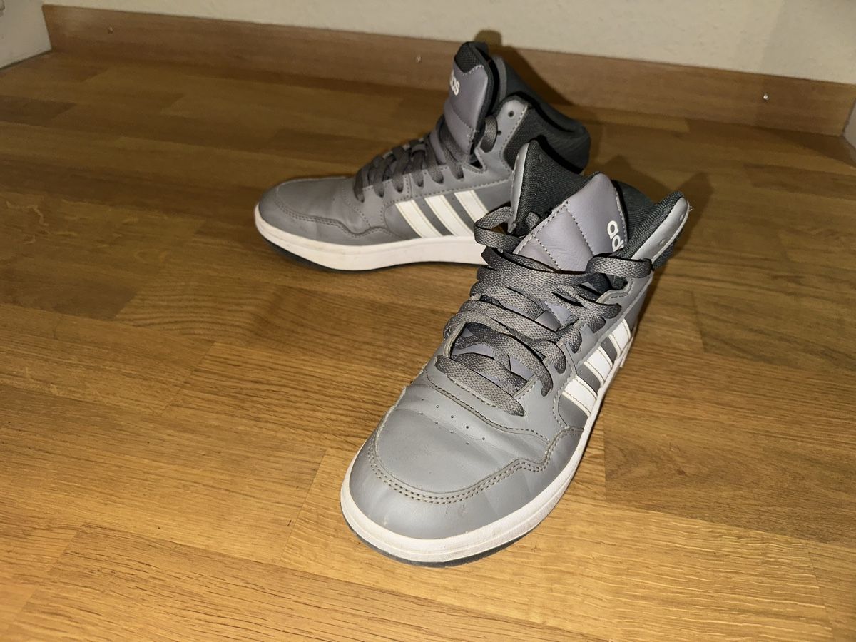 Adidas Scarpe per ragazzi: Kinderschuhe Adidas Gr.37 – Usato da Thun venduto da doc_9r78 1