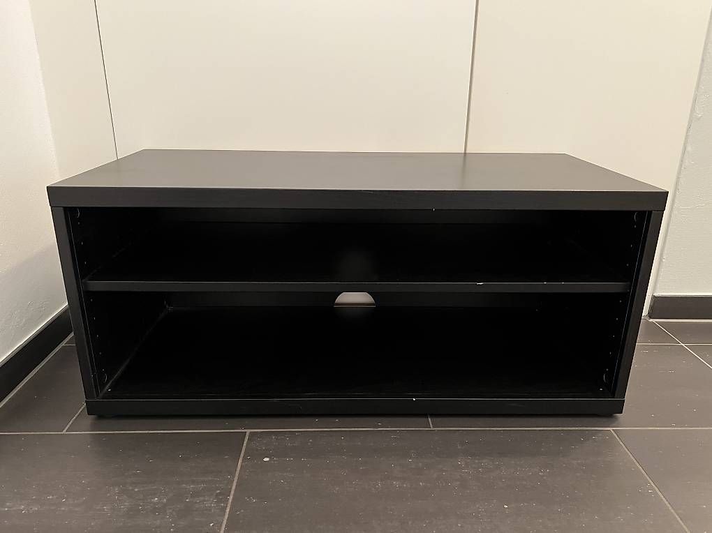 Ikea Mobili TV: IKEA Besta TV Möbel – Usato da Hombrechtikon venduto da Piluu 2