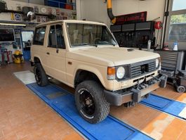 Mitsubishi Pajero l040 Cala neve