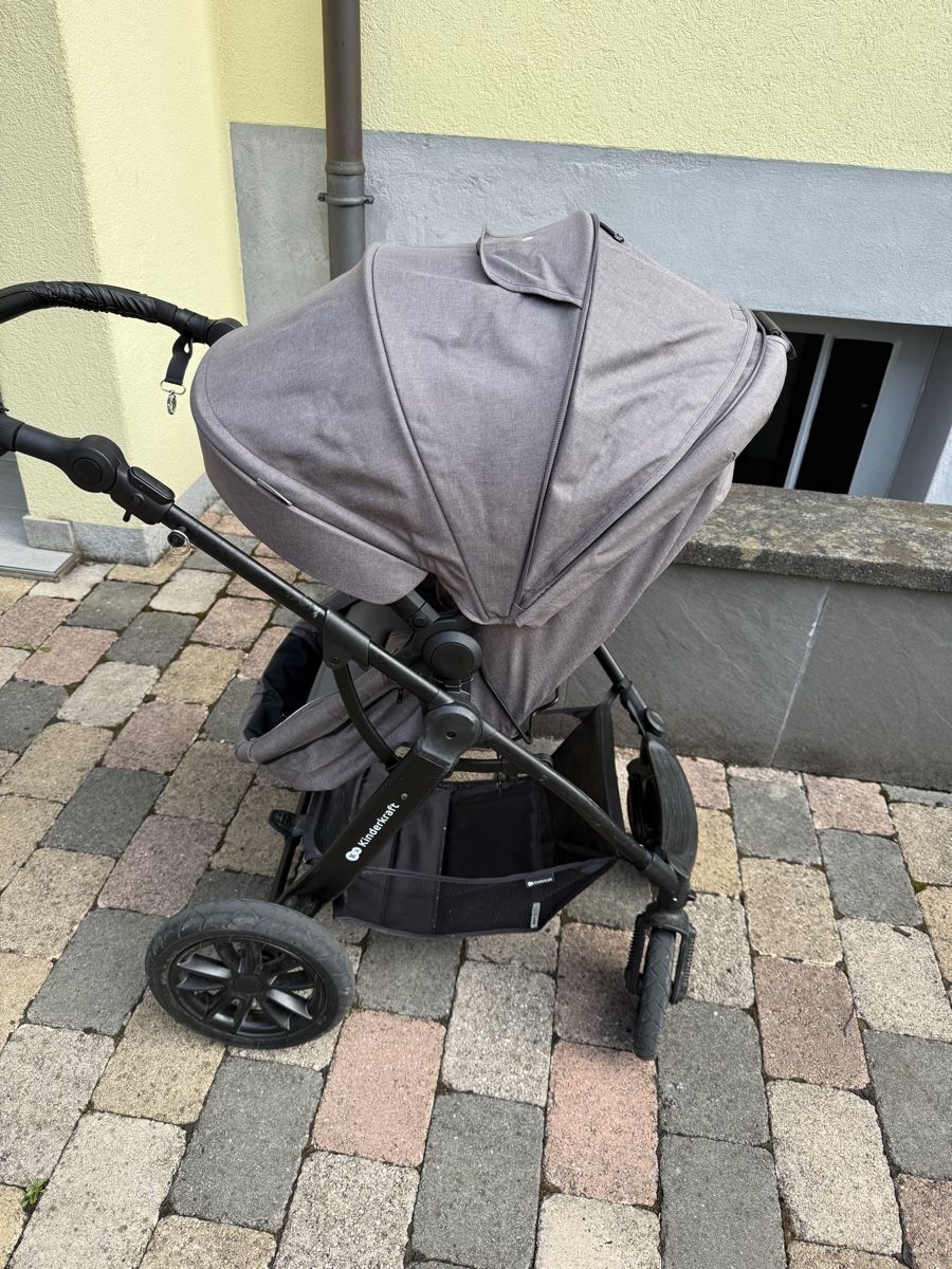 Carrozzine: Kinderkraft Kinderwagen, Grau – Usato da Bern venduto da Anita_13