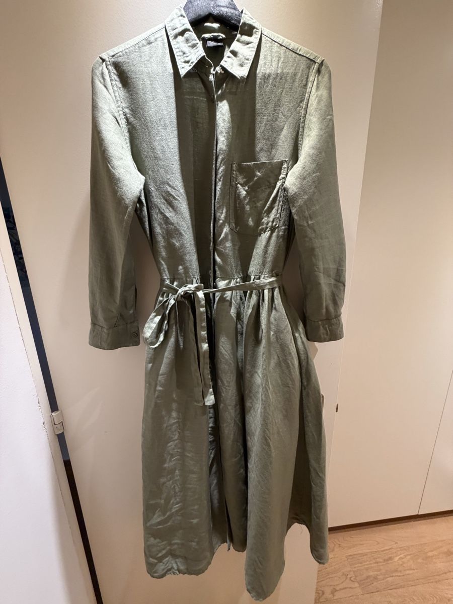 Aspesi Kleider: Aspesi Leinenkleid – Gebraucht aus Stäfa von Elkouby 2