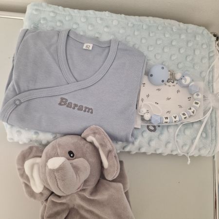 Baby Kleider Set Grösse 62 mit Namen Baram neuwertig
