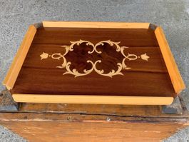 schönes Tablar Holz Handarbeit