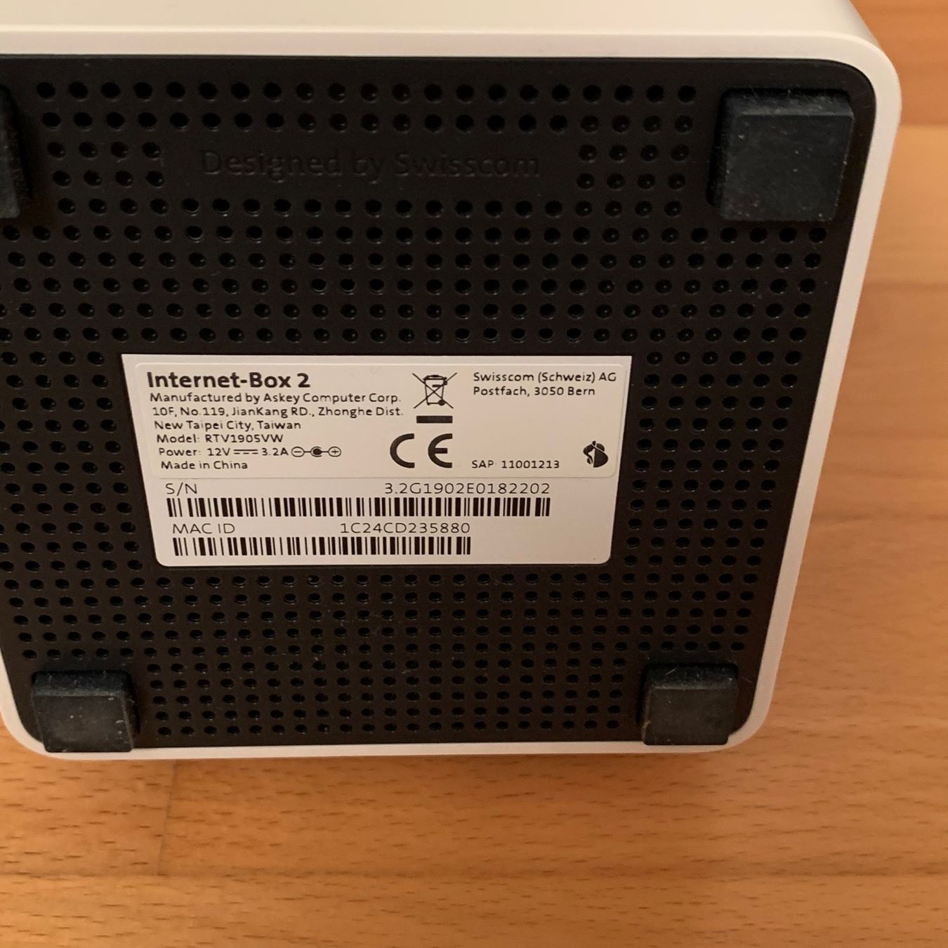 Swisscom Modem & Router: Swisscom Internet Box 2 – Usato da Erlenbach ZH venduto da Ritschly 3