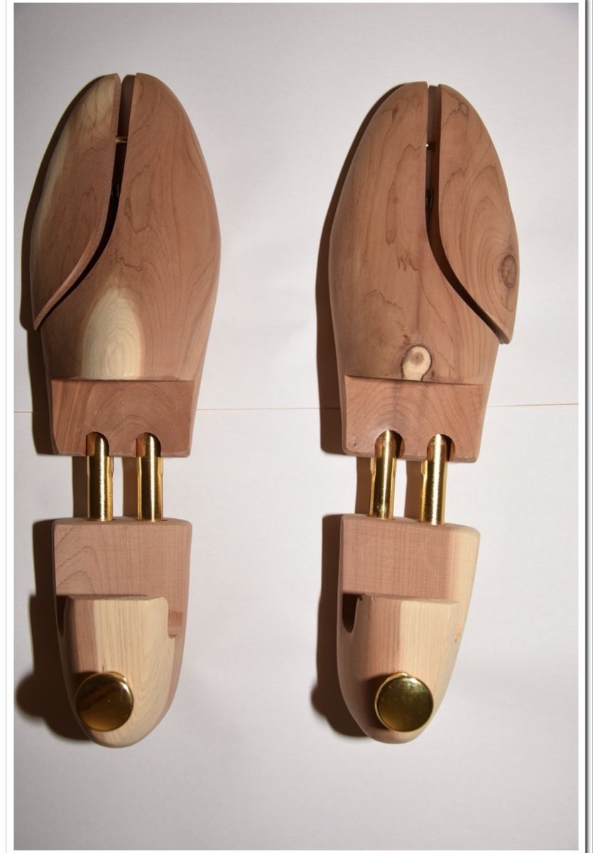 Scarpe da uomo: Ca 5 paar Schuhspanner aus holz 44/45 Np 150 – Nuovo (secondo la descrizione) da Aesch BL venduto da shuja01