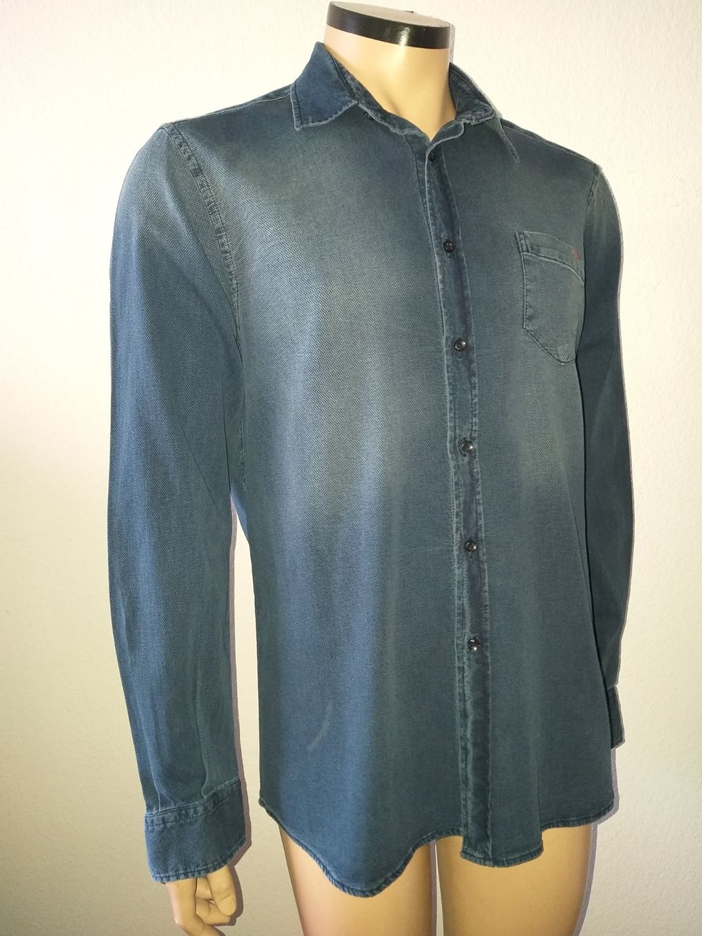 Liu Jo Camicie: LIU JO Chemise / Hemd taille / Grosse L – Usato da Cossonay-ville venduto da Super-Price-Quality 2
