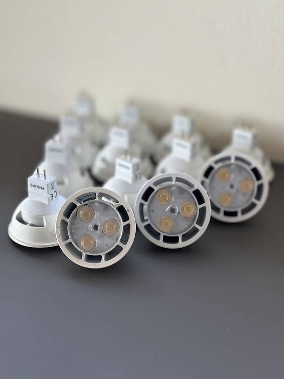Philips Lampade: Philips GU5.3 12V LED – Usato da Neuenkirch venduto da Bitsa