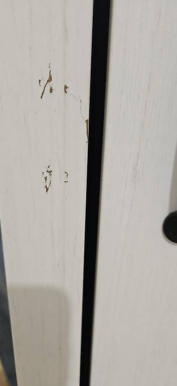 Armoires: Armoire 3 portes à donner – D'occasion à Bussigny par ana_v9l2 1