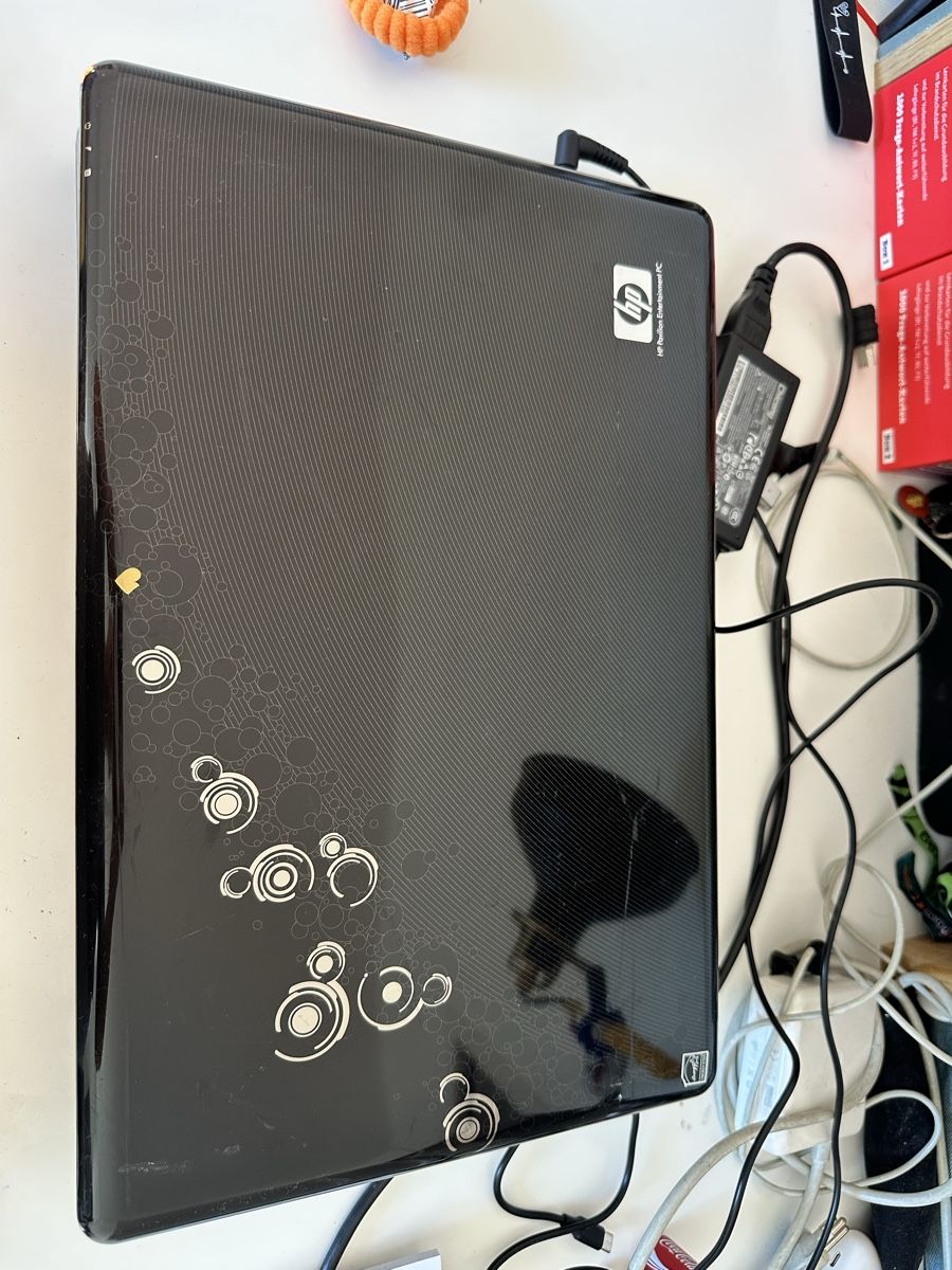 Intel Notebook: HP Pavilion Entertainment PC – Difettoso da Sarmenstorf venduto da SamiraB.