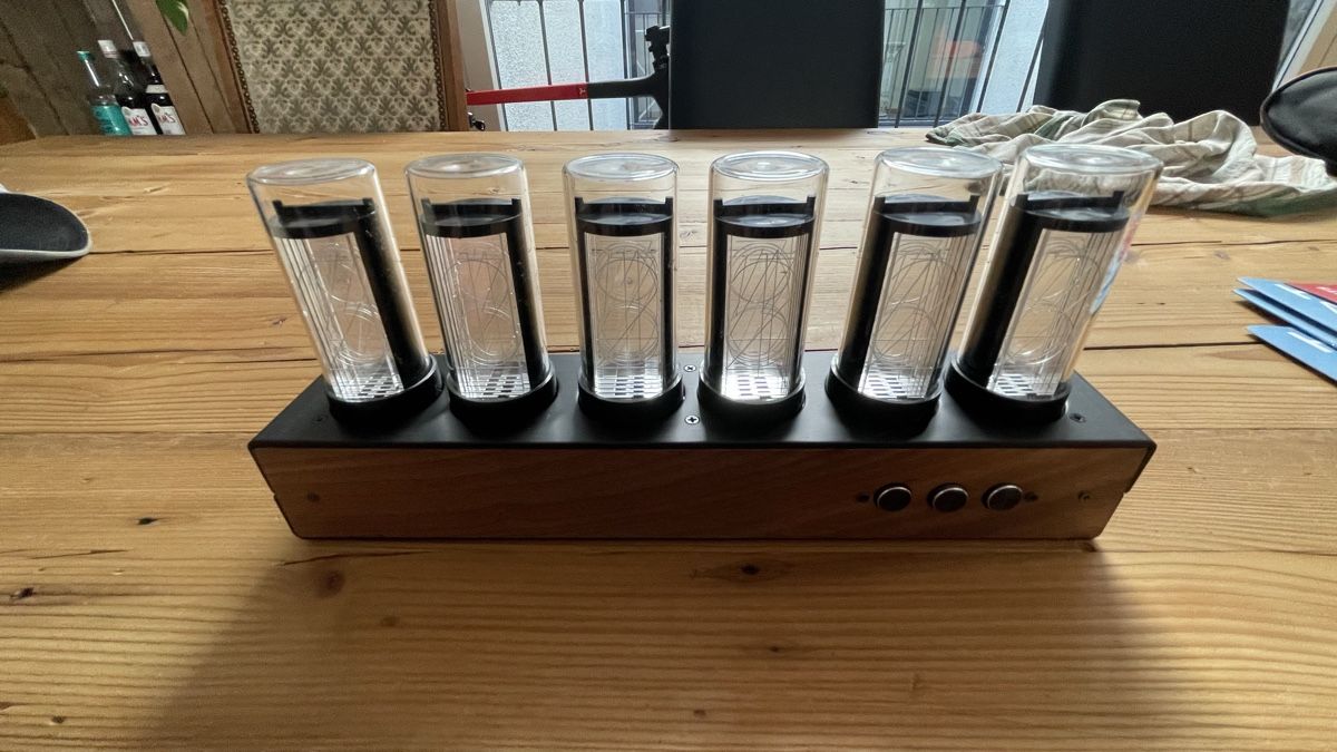 Stand- & Wanduhren: Uhr im Röhren-Look – Neu (gemäss Beschreibung) aus Zürich von Trash011 3