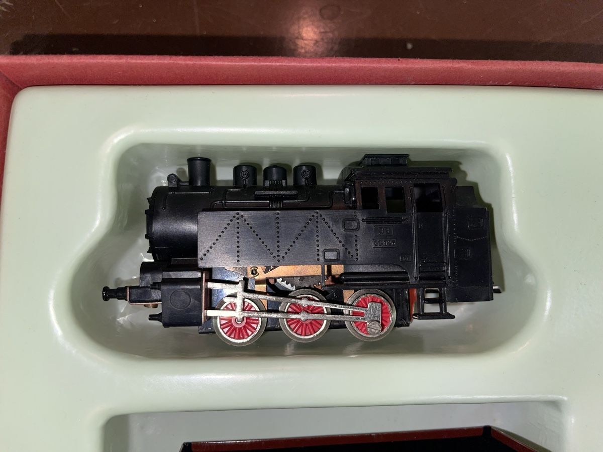 Modelleisenbahnen: BUB Eisenbahn HO Dampflok mit Wagen, Schienen, Trafo – Gebraucht aus Siebnen von speedy63 1