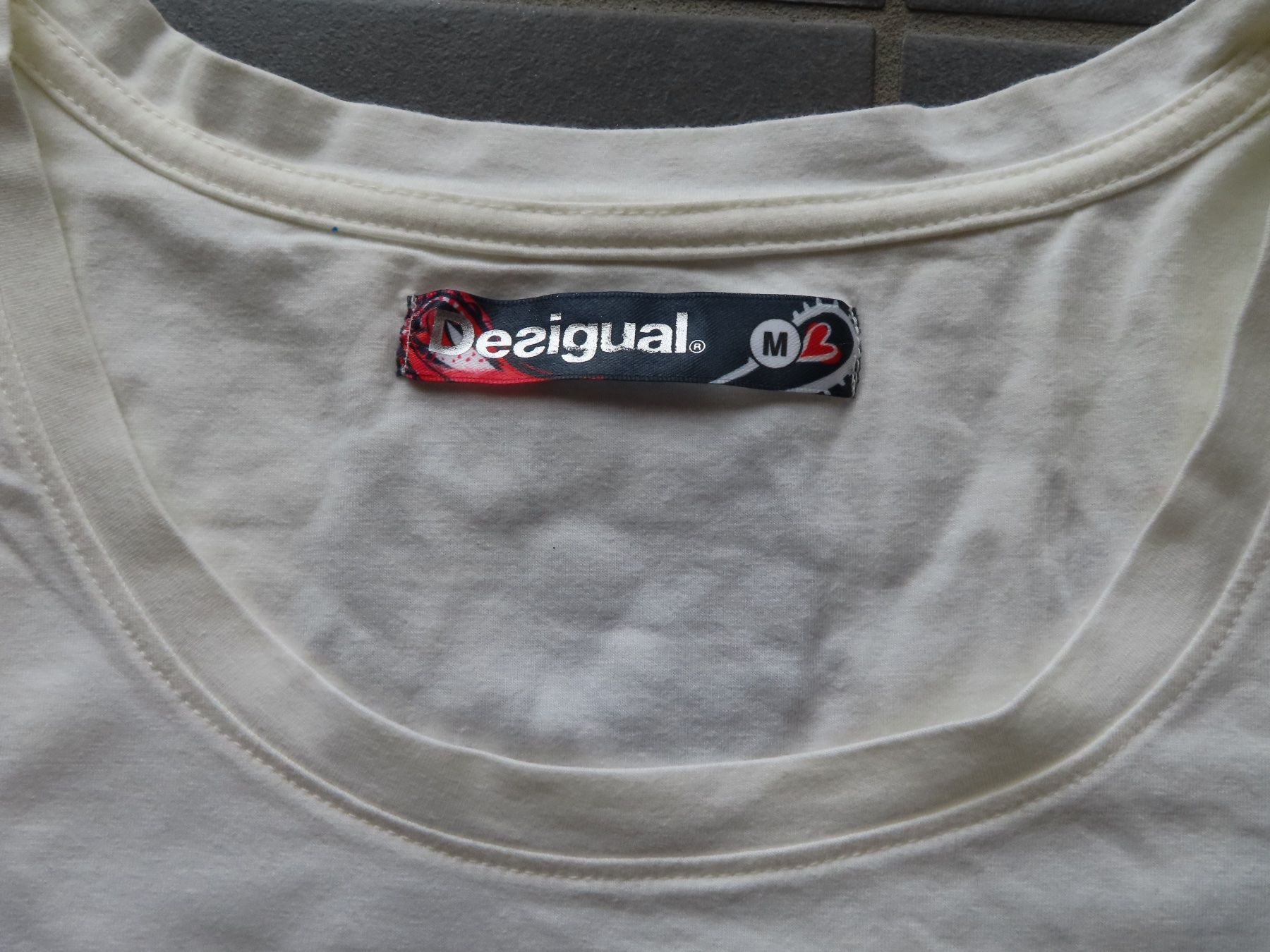 Desigual T-shirt: DESIGUAL wunderschönes Shirt/leichter Pulli Gr.M +++top+++ – Usato da Wallenried venduto da Asyano 4