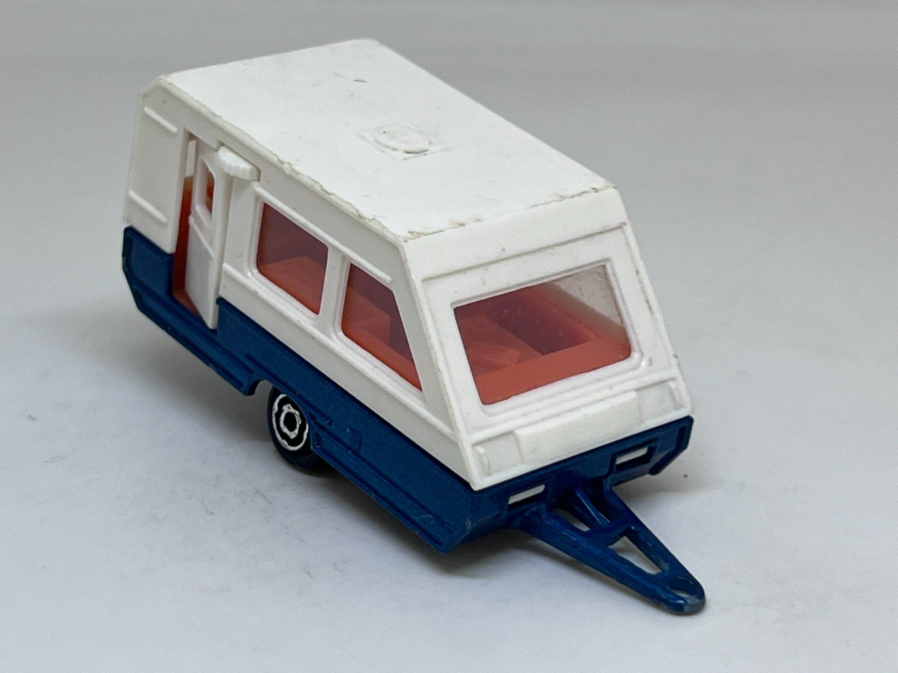 Majorette Modellautos: Majorette Caravane #27 – Gebraucht aus Wildegg von LaaBoutique