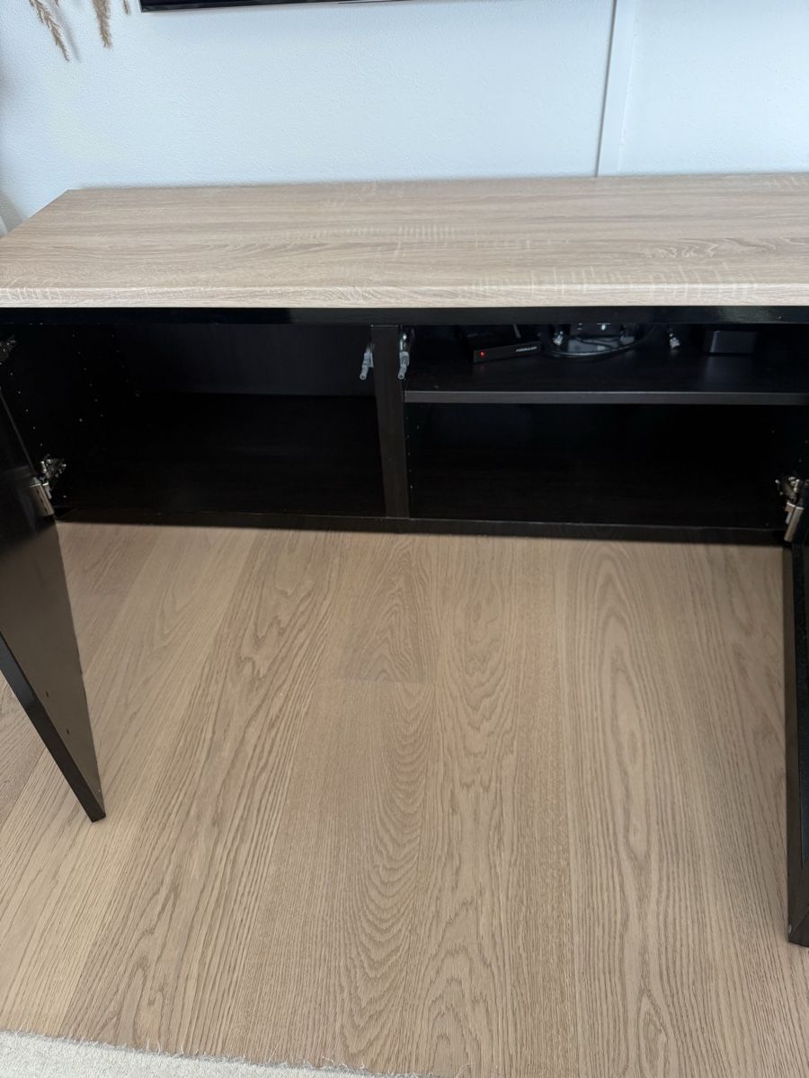 Ikea Mobili TV: IKEA BESTA TV Möbel – Usato da Dietlikon venduto da DIVO 2