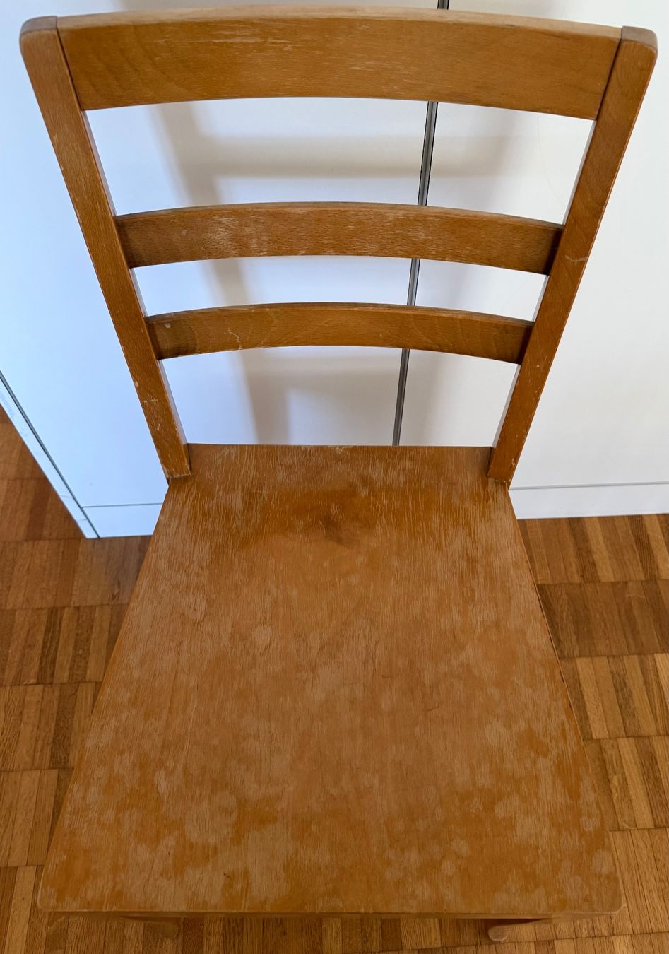 Chaises: 2 Holzstühle – D'occasion à Adliswil par fitzcarraldo 1