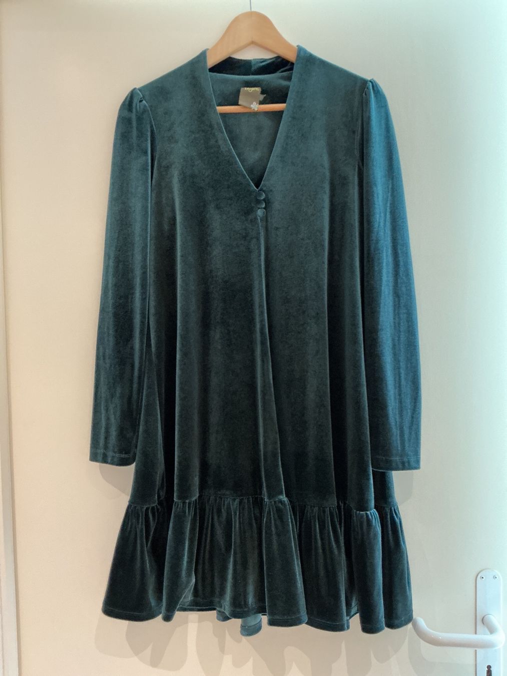 Kleider: Wunderschönes Samtkleid – Gebraucht aus Triesen von boston7