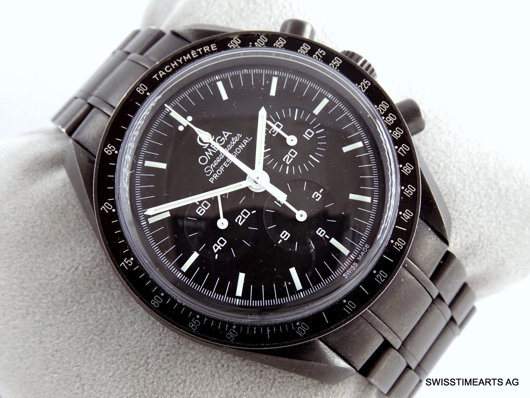 Omega Uhren: OMEGA SPEEDMASTER MOONWATCH 1861 BLACK PVD 2011 HANDAUFZUG – Gebraucht aus Zürich von
