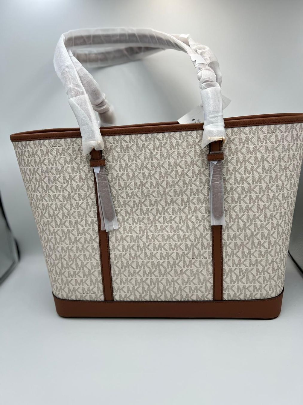 Michael Kors Borse da donna: Michael Kors Tasche vanilla – Nuovo e nell'imballaggio originale da Wiedlisbach venduto da Sistershop 1