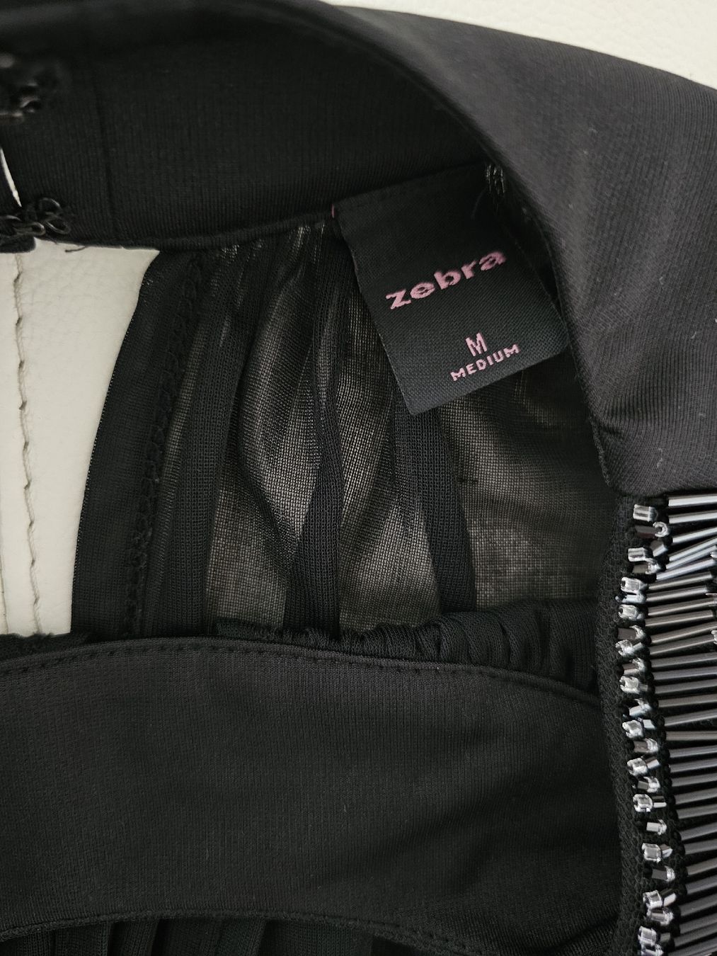 Zebra Kleider: Elegantes Cocktailkleid schwarz Perlen Gr. M – Gebraucht aus Steinmaur von Kiki_m240 5