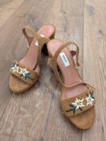 Bally Sandaletten Wildleder mit Edelweiss-Sticke