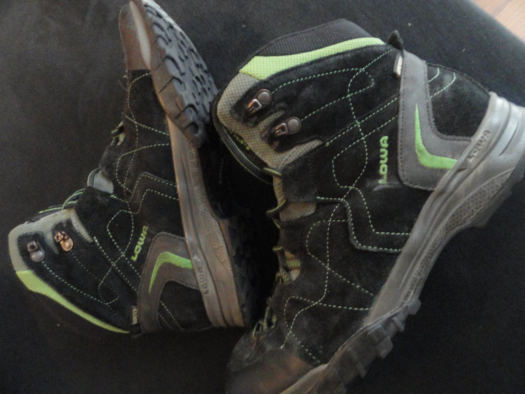 Lowa Scarpe da uomo: LOWA WANDER SCHUHE GR. 43.5 *** – Usato da Uetendorf venduto da bibibop