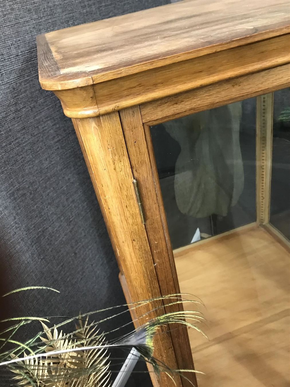 Vetrine: Vitrine um 1900 aus Eiche Jugendstil – Usato da Laufenburg venduto da industrial-silence 2