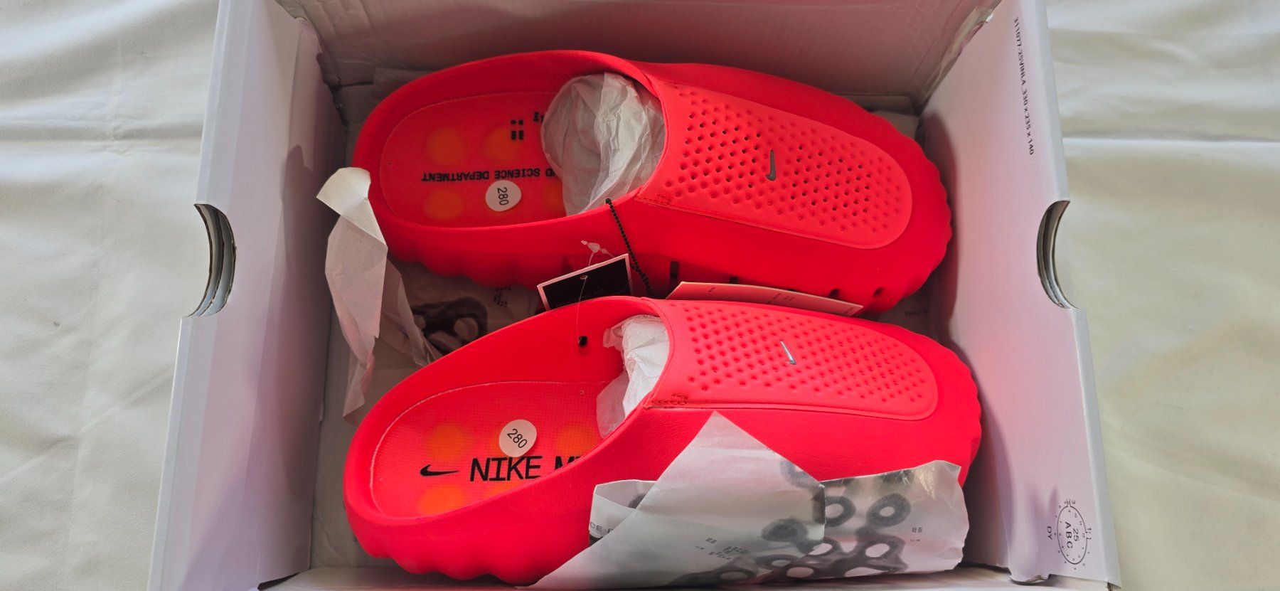 Nike Scarpe da uomo: Nike Mind 001 Slide Solar Red Gr. 44 "NEU" – Nuovo e nell'imballaggio originale da Löhningen venduto da Sanmyk 7