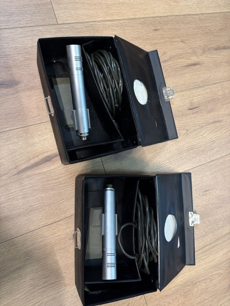 Revox Microfoni: 2 microfoni Revox M 3500 con custodia originale in set – Usato da basel venduto da Swiss._.1978 3